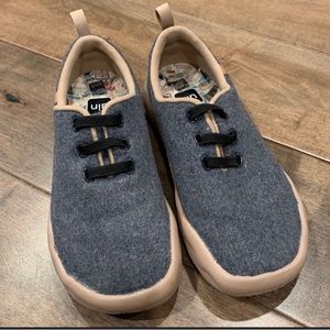 UIN Shoes - Segovia Deep Grey Wool - women’s size 6 - excellent condition!